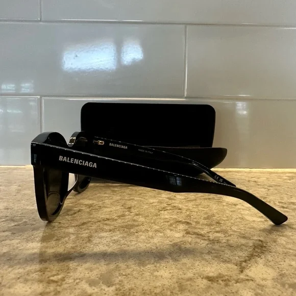 Balenciaga Black Alternative‎ Fit Sunglasses